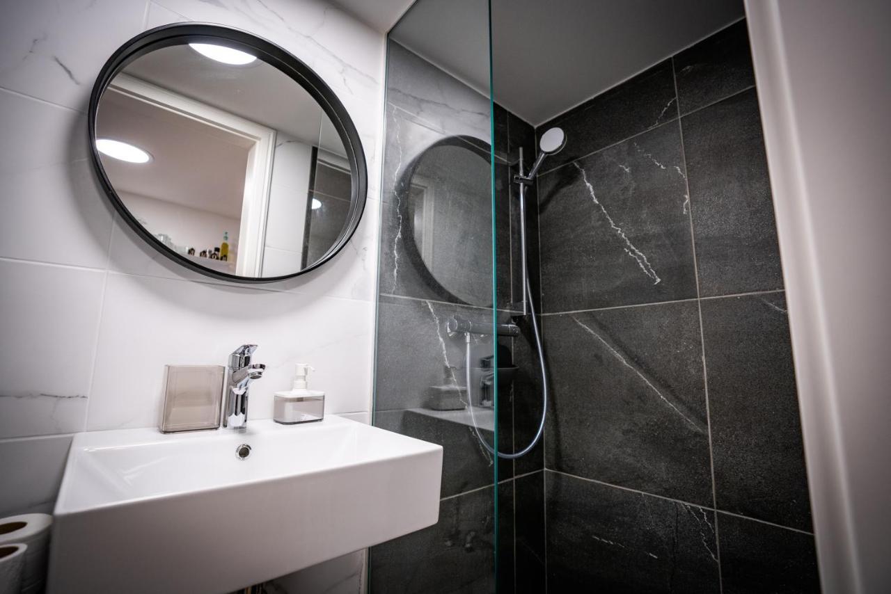 Rhino Studios Ljubljana Ngoại thất bức ảnh