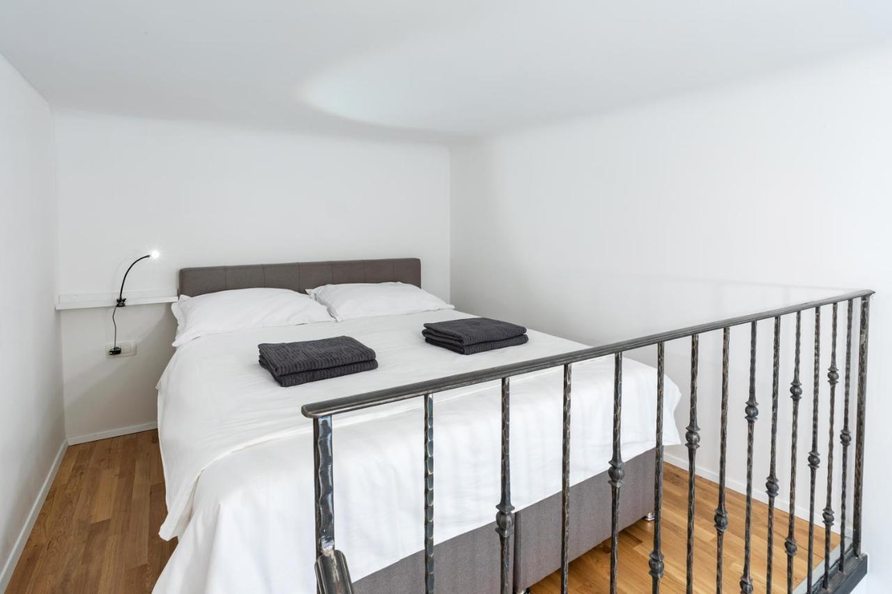 Rhino Studios Ljubljana Ngoại thất bức ảnh