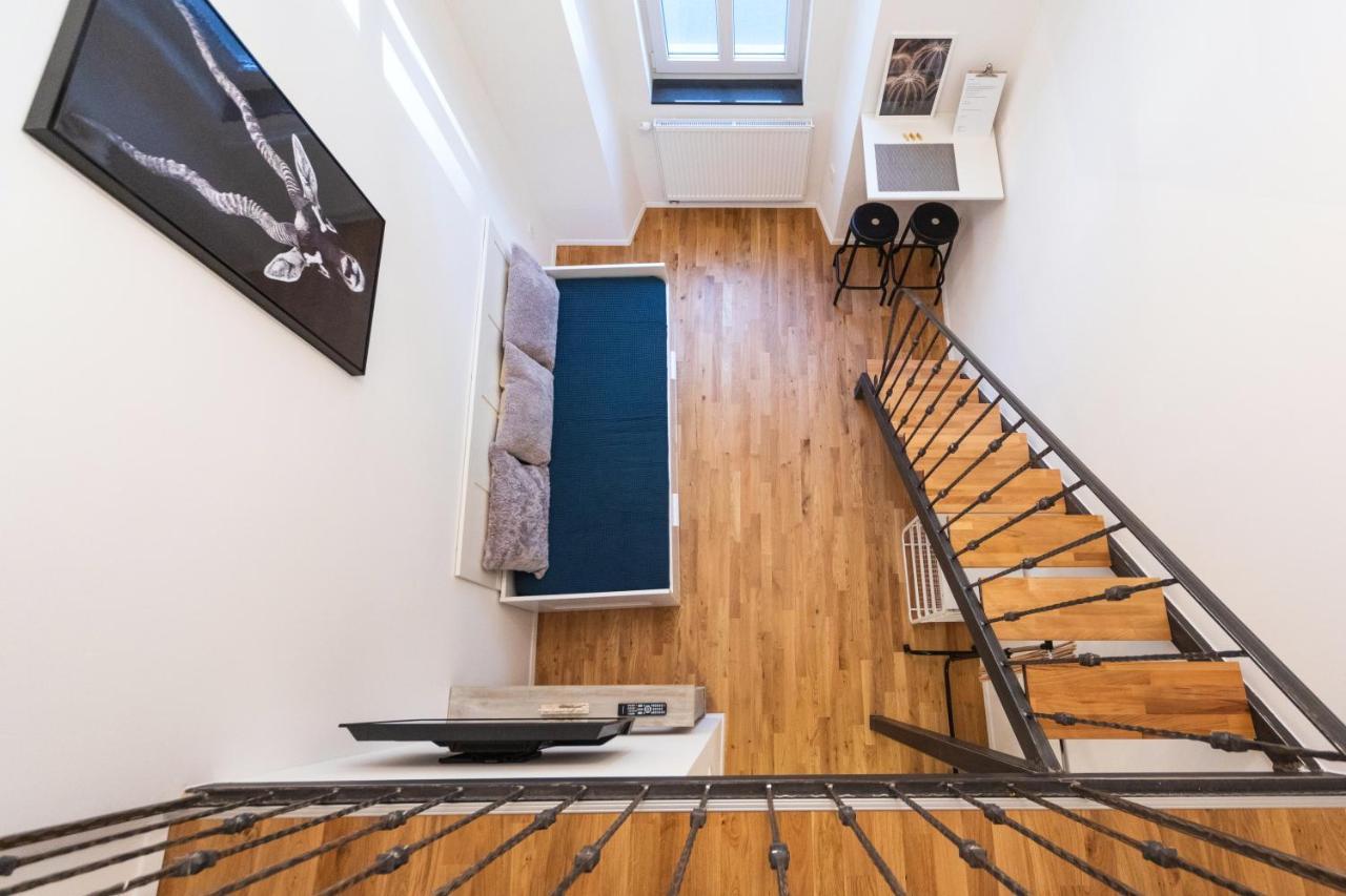 Rhino Studios Ljubljana Ngoại thất bức ảnh