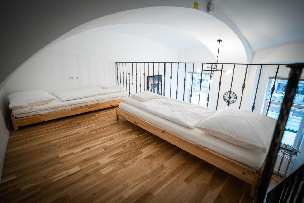Rhino Studios Ljubljana Ngoại thất bức ảnh